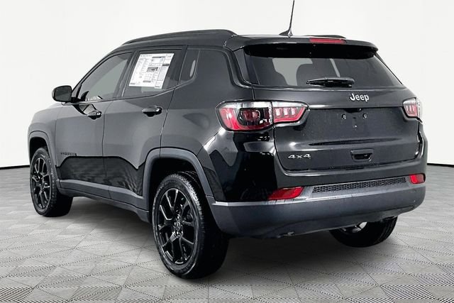 New 2026 Jeep Compass Latitude image 4
