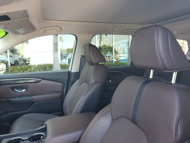 Used 2023 Honda Pilot Elite image 19