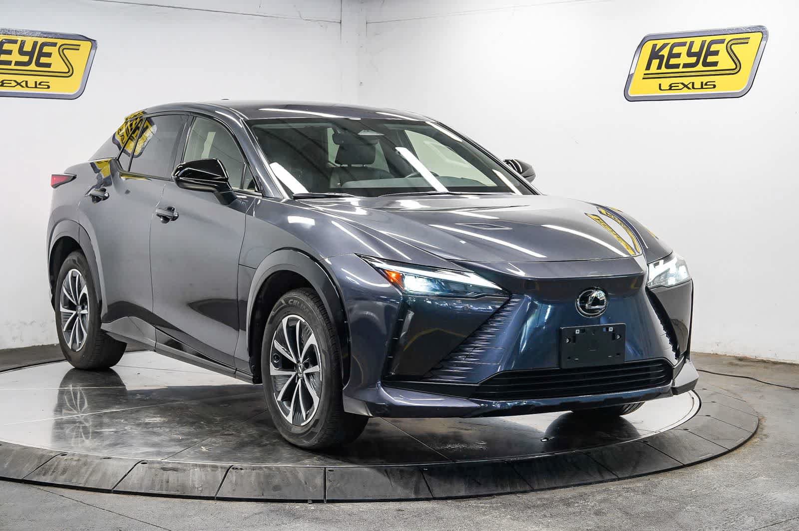 Used 2024 Lexus RZ 300e Premium FWD image 5