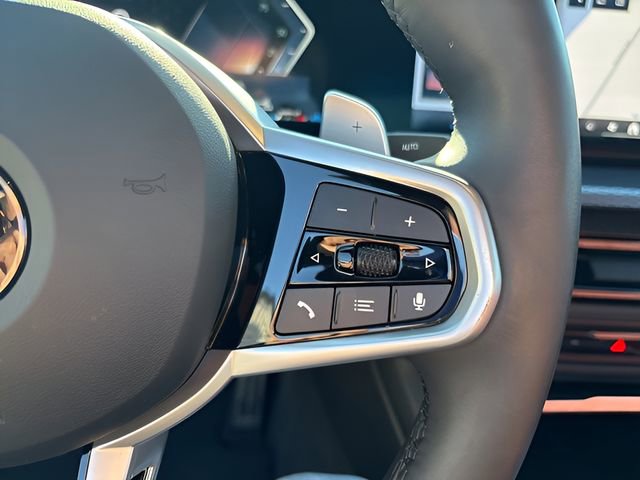 Used 2025 BMW 330i xDrive Sedan image 16