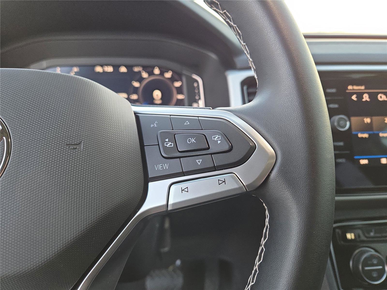 Used 2023 Volkswagen Atlas SE image 11