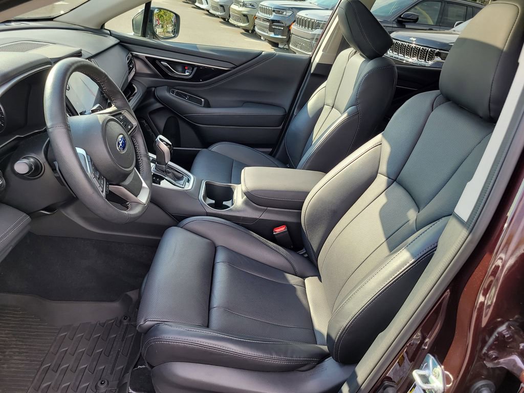 Used 2025 Subaru Outback Limited XT w/ Popular Package #2 image 18