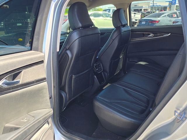 Used 2021 Lincoln Nautilus FWD image 10