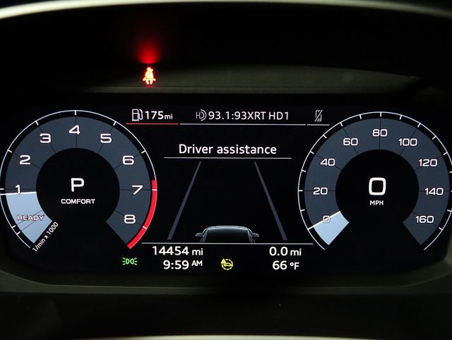 Used 2023 Audi Q3 2.0T Premium Plus image 17