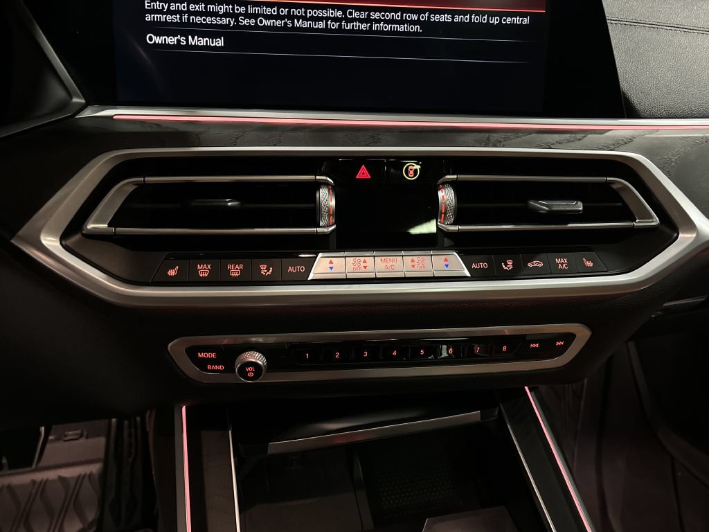 Used 2021 BMW X7 xDrive40i w/ Premium Package AWD/4WD image 62