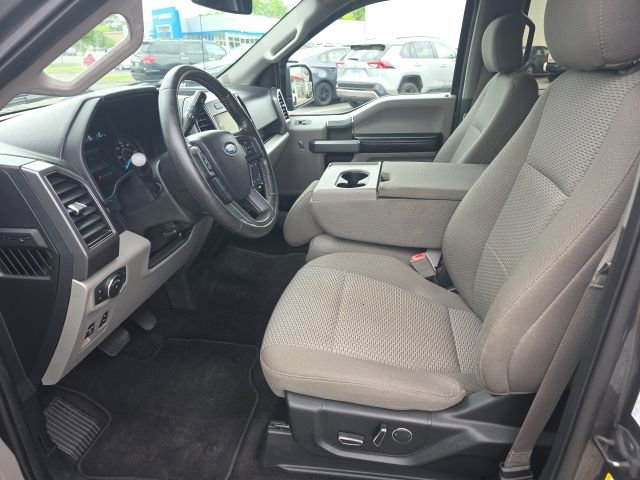 Used 2018 Ford F150 XLT w/ Equipment Group 302A Luxury image 9