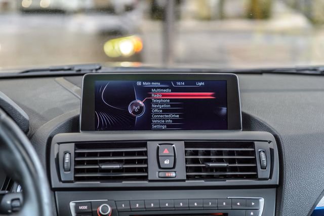 Used 2014 BMW M235i Coupe image 26