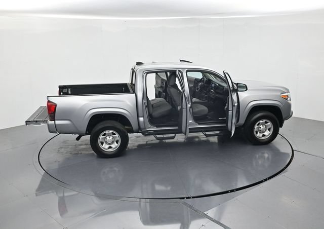 Used 2021 Toyota Tacoma SR AWD/4WD image 46