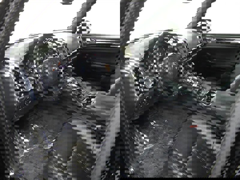 Used 2014 Porsche Cayenne AWD/4WD image 21