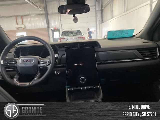 Used 2026 GMC Terrain AT4 AWD/4WD image 23