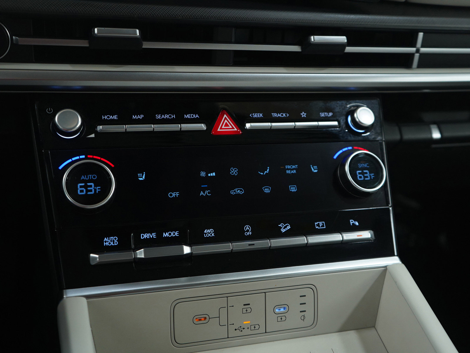 Used 2025 Hyundai Santa Fe SEL image 23