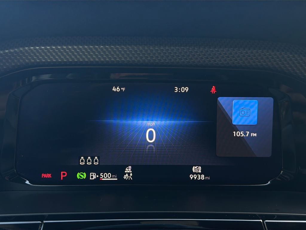 Used 2025 Volkswagen Atlas Cross Sport SEL R-Line AWD/4WD image 10