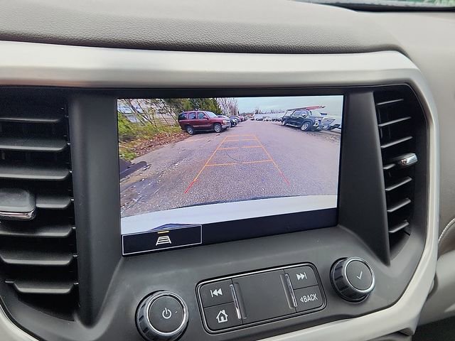 Used 2023 GMC Acadia SLT w/ Preferred Package image 18