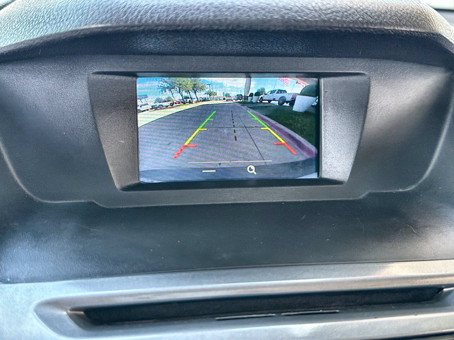 Certified 2018 Ford Transit Connect XLT FWD image 17