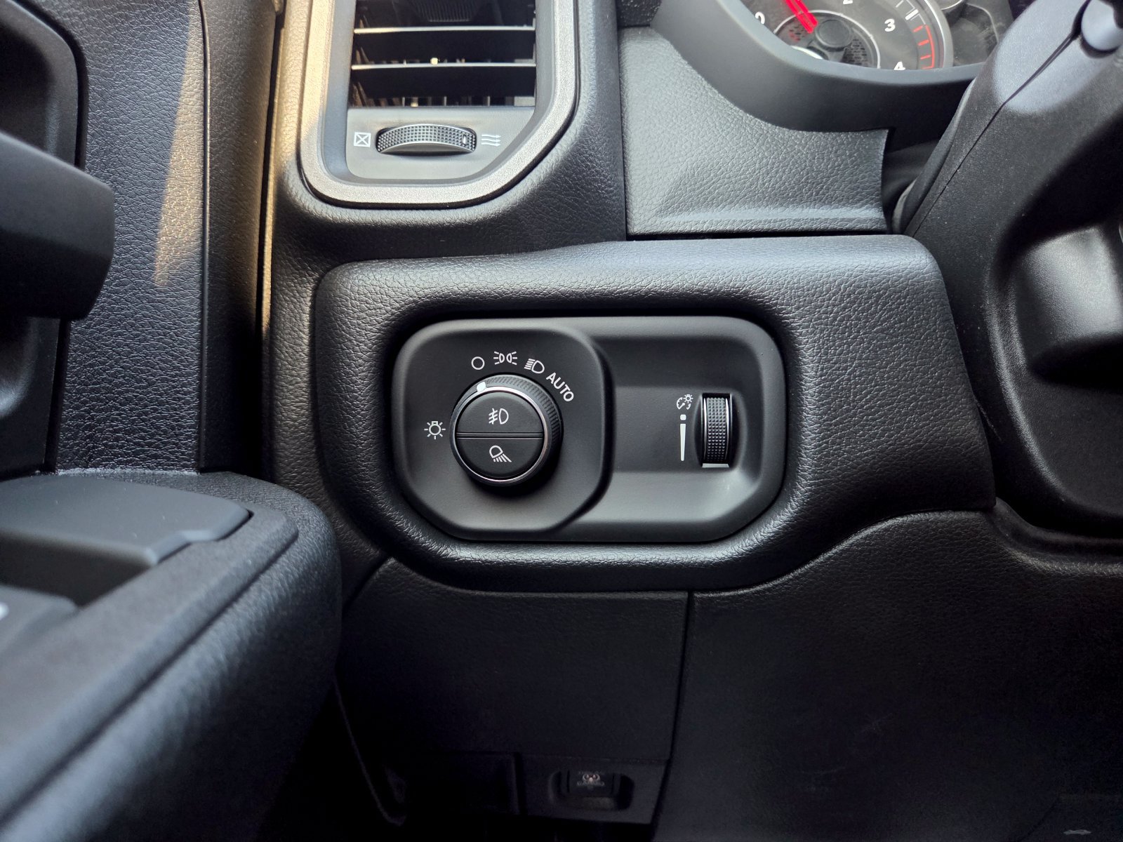 New 2026 RAM 3500 Tradesman w/ Chrome Appearance Group A AWD/4WD image 41