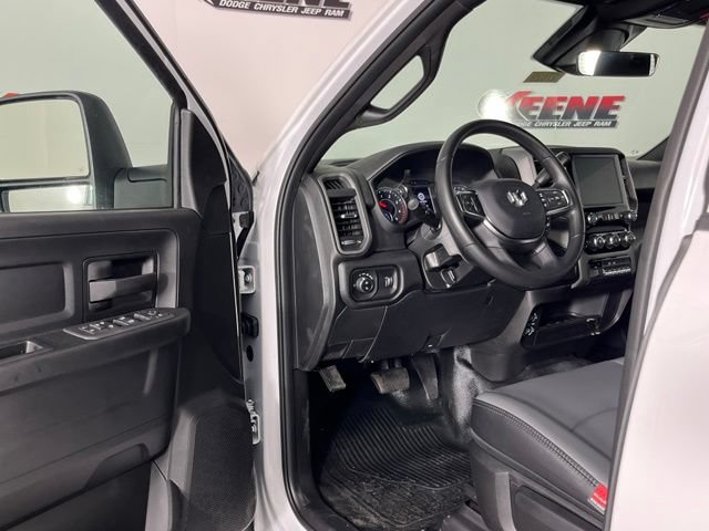 New 2026 RAM 3500 Tradesman w/ Chrome Appearance Group A AWD/4WD image 20