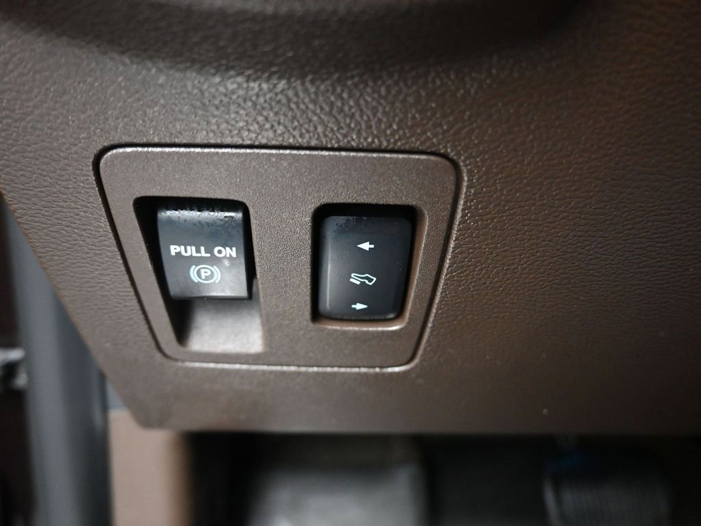 Used 2018 Ford F150 King Ranch w/ Equipment Group 601A Luxury image 35