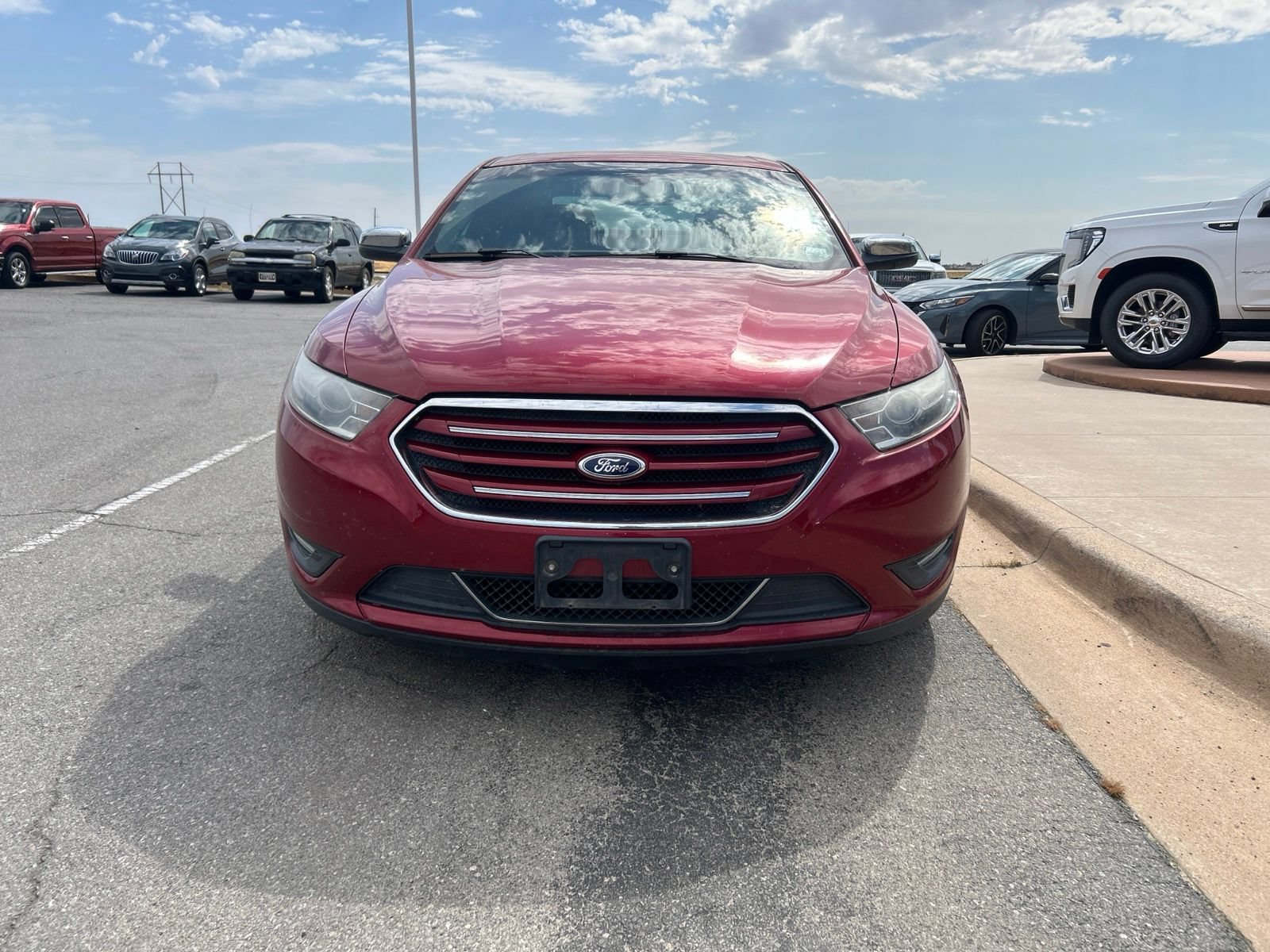Used 2014 Ford Taurus Limited FWD video 2