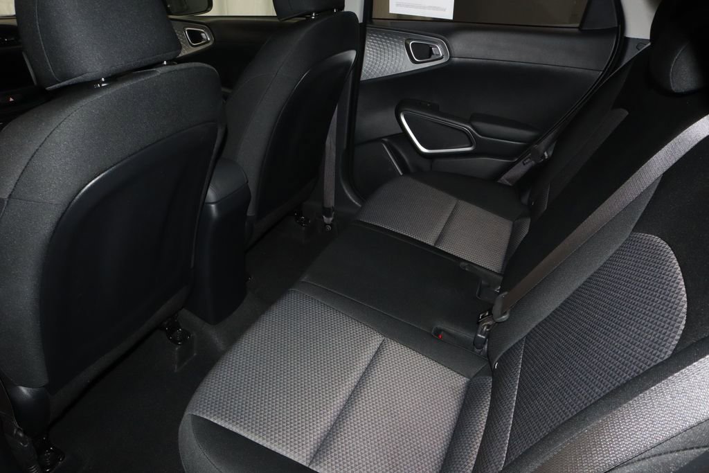 Used 2025 Kia Soul LX w/ LX Technology Package image 20