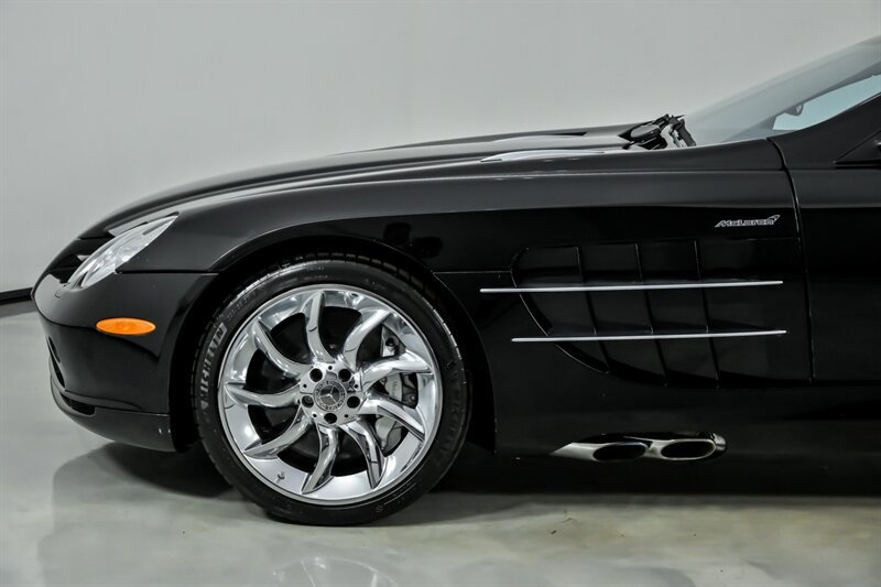Used 2005 Mercedes-Benz SLR image 7