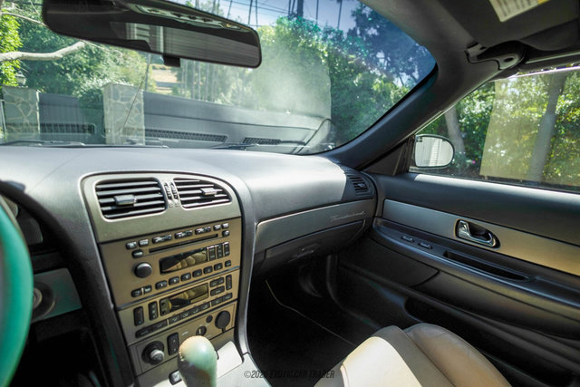 Used 2004 Ford Thunderbird Deluxe image 73