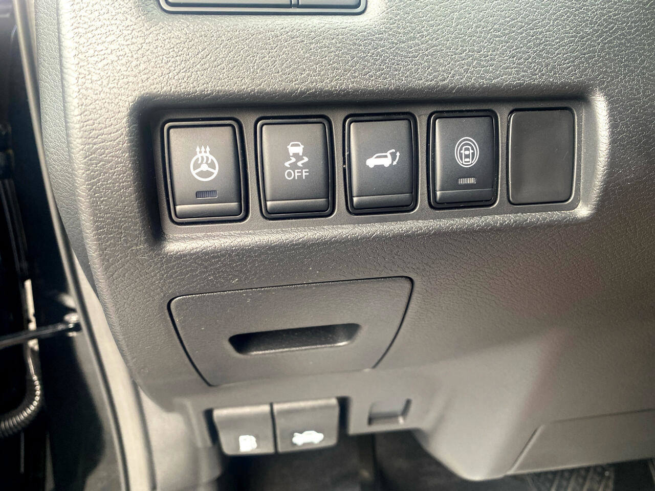 Used 2024 Nissan Murano Platinum w/ Cargo Package image 17