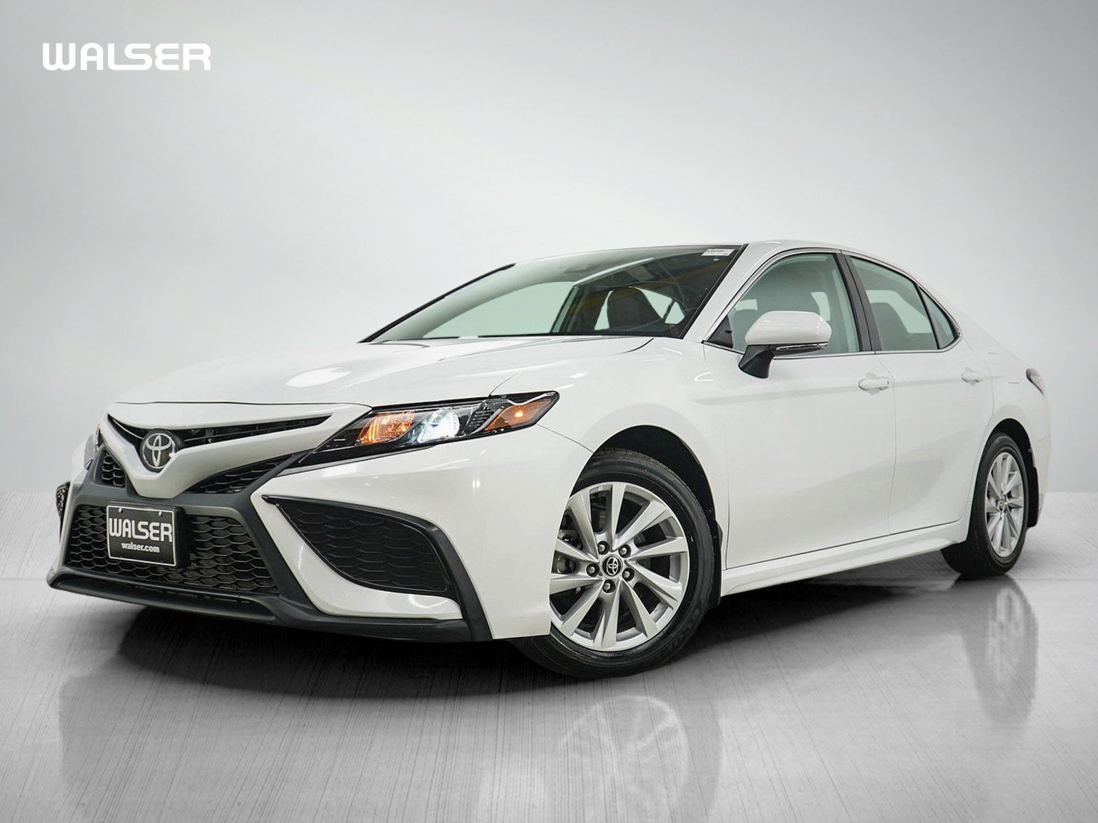 Used 2024 Toyota Camry SE FWD video 1