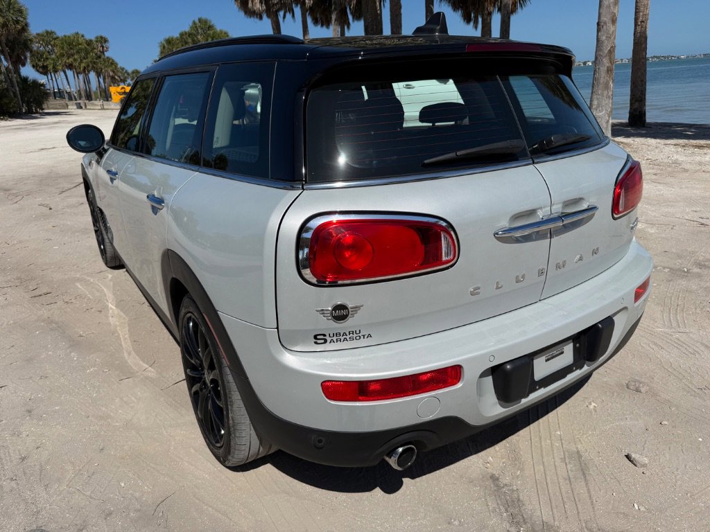 Used 2019 MINI Cooper Clubman ALL4 AWD/4WD image 3