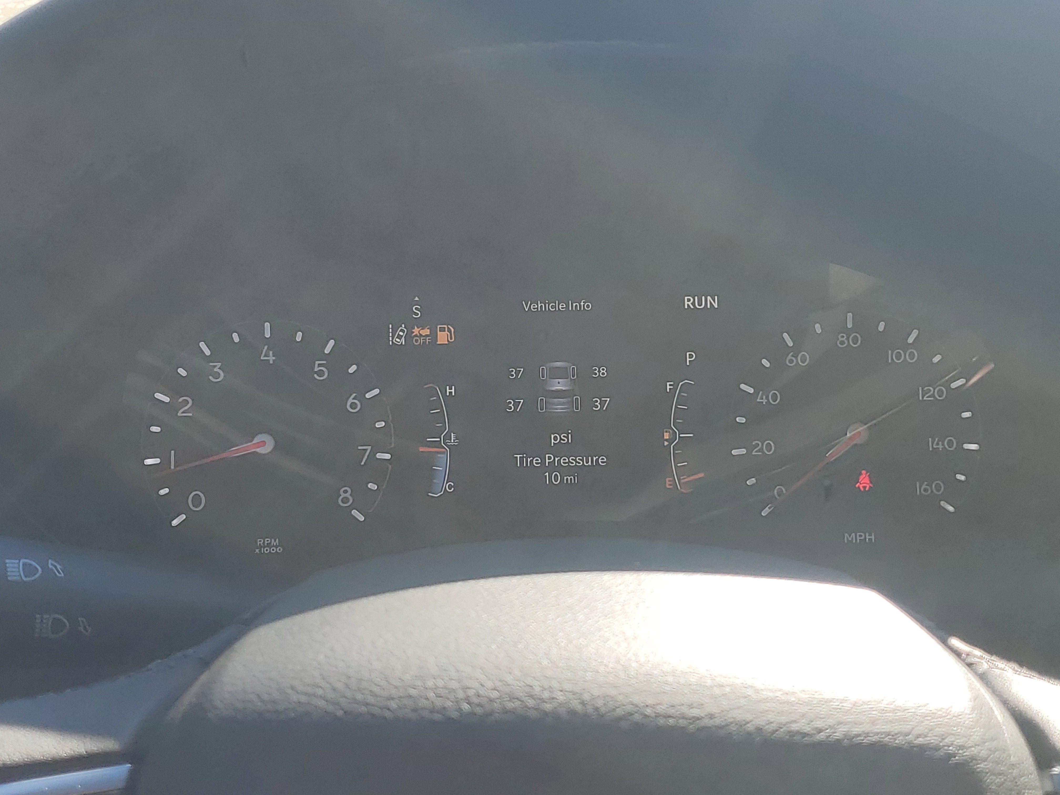 New 2026 Jeep Compass Latitude image 14