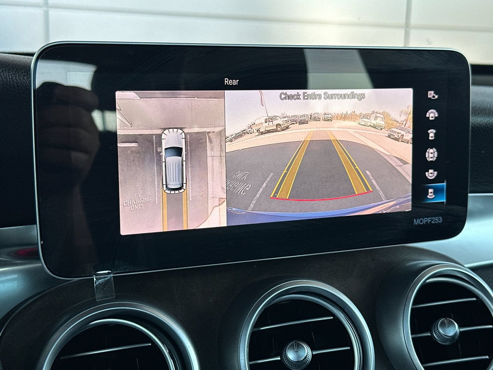 Used 2020 Mercedes-Benz GLC 350e 4MATIC image 21