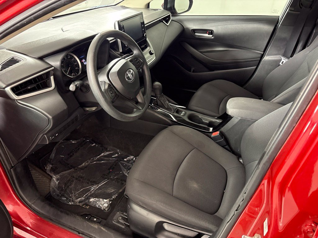 Used 2020 Toyota Corolla LE w/ Carpet Mat Package (TMS) FWD image 23
