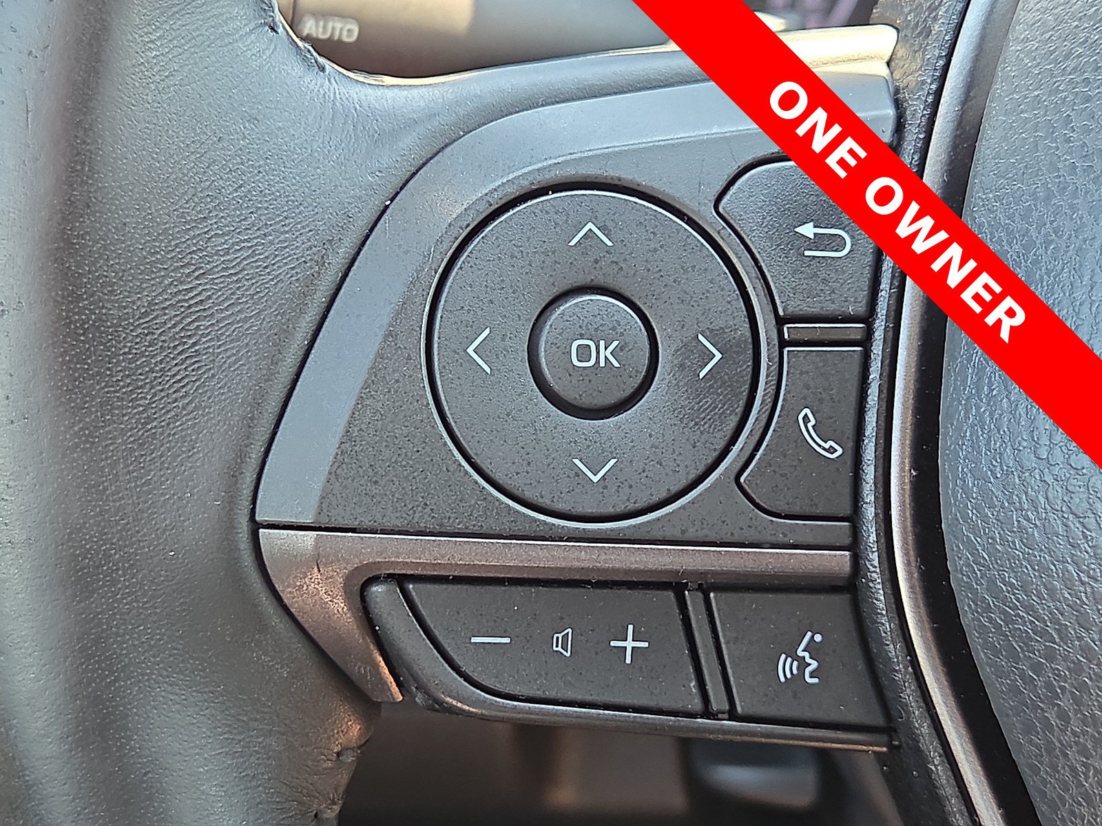 Used 2023 Toyota Camry SE FWD image 21
