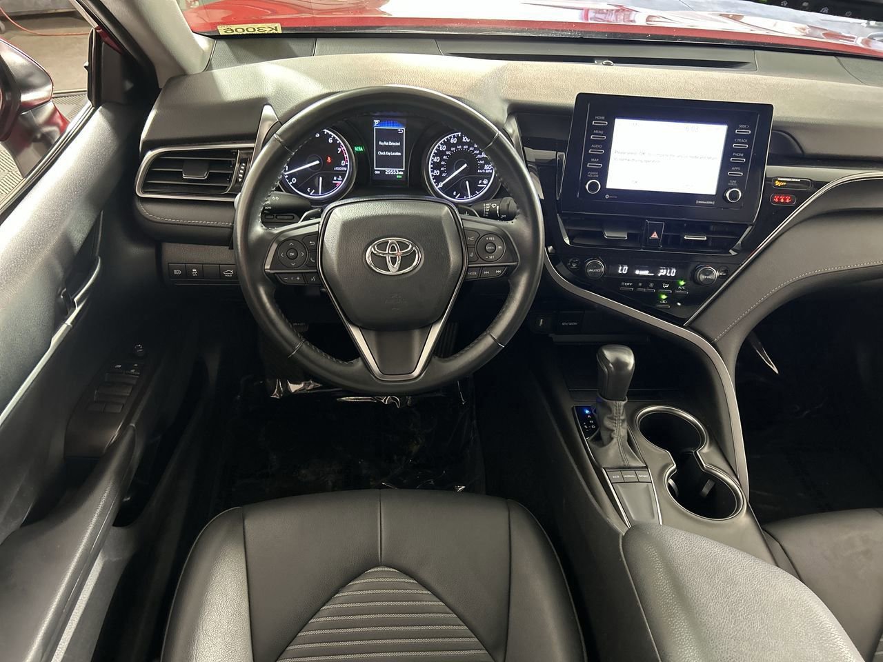 Used 2023 Toyota Camry SE w/ Convenience Package FWD image 23