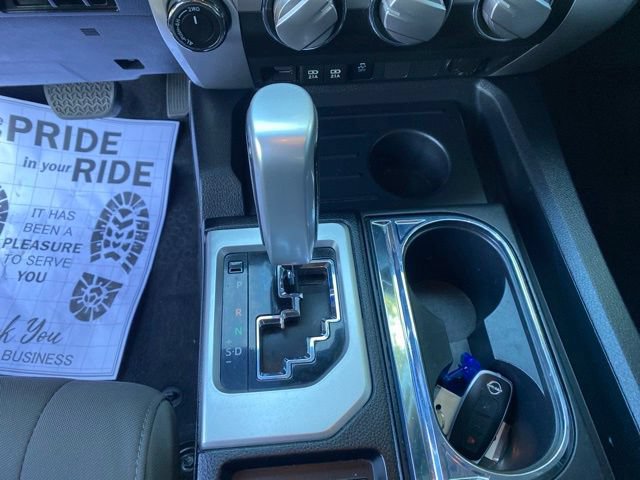 Used 2020 Toyota Tundra SR5 w/ SR5 Upgrade Package AWD/4WD image 14