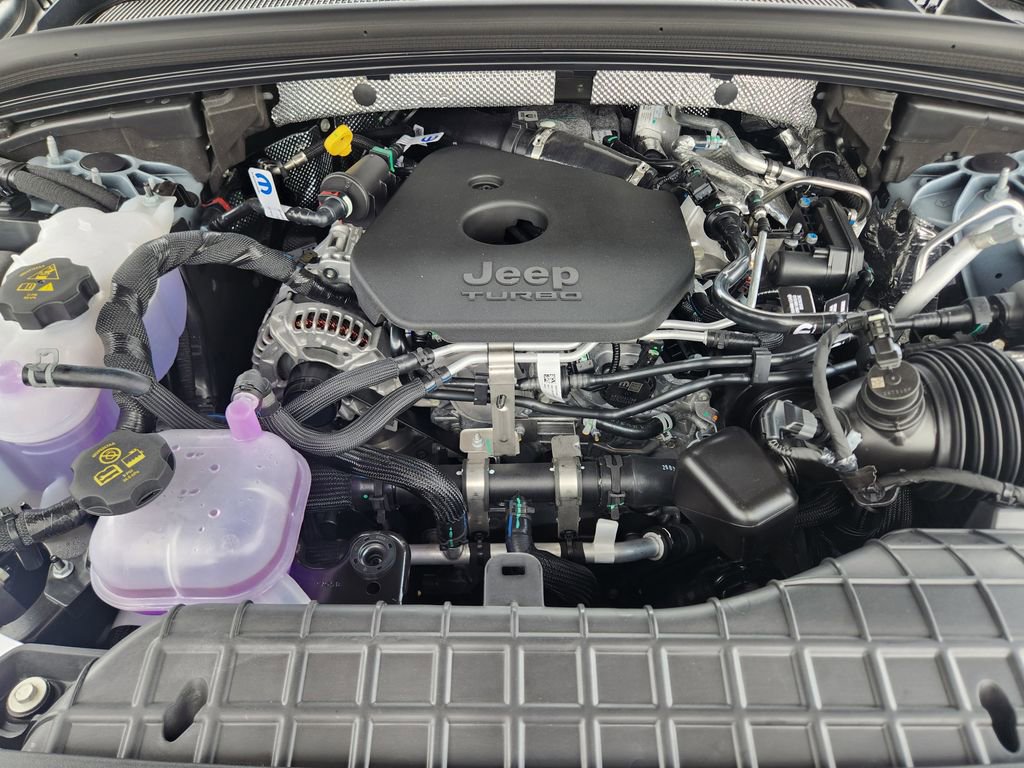 New 2026 Jeep Grand Cherokee Altitude RWD image 21