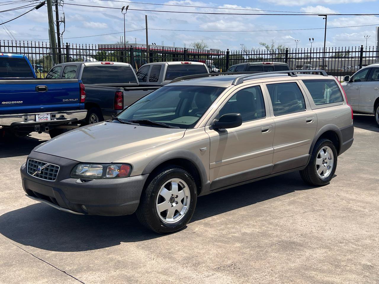 Used 2002 Volvo V70 Cross Country AWD/4WD image 10