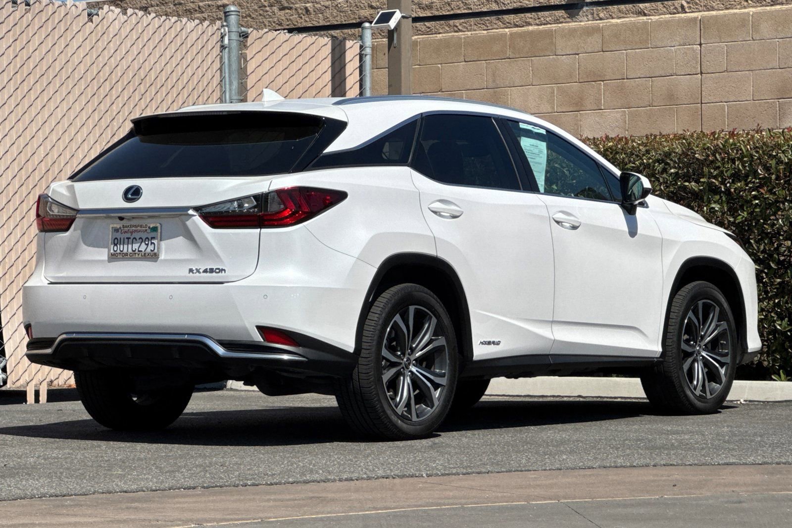 Certified 2021 Lexus RX 450h AWD w/ Premium Package image 4