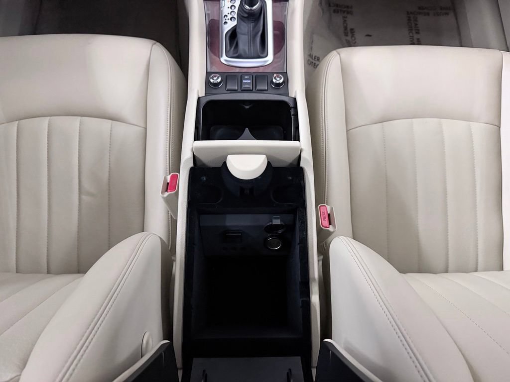Used 2017 INFINITI QX50 2WD w/ Premium Plus Package image 29