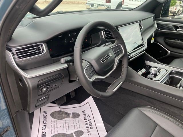New 2026 Jeep Grand Wagoneer Limited AWD/4WD image 16