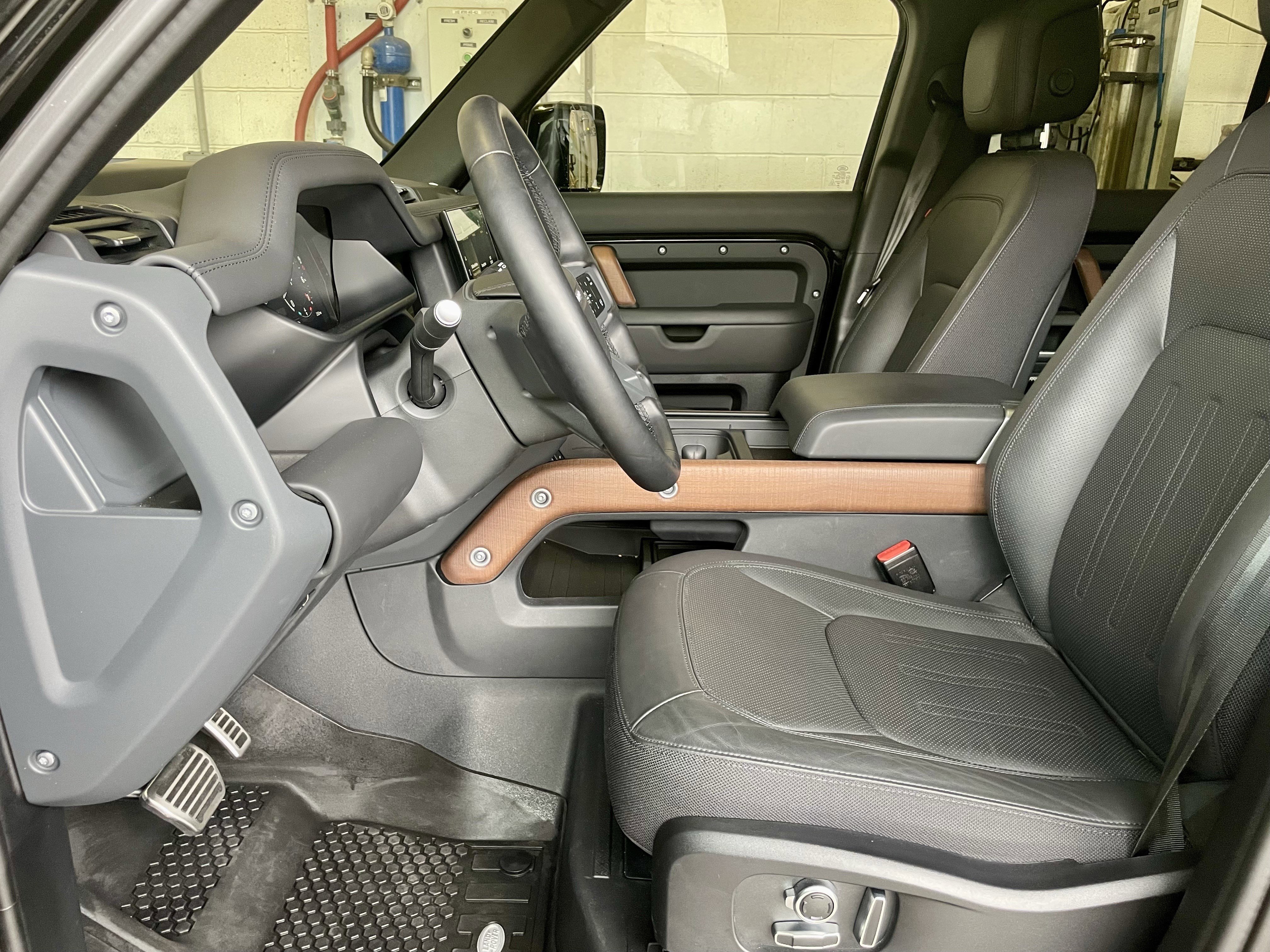 Certified 2024 Land Rover Defender 130 X image 14