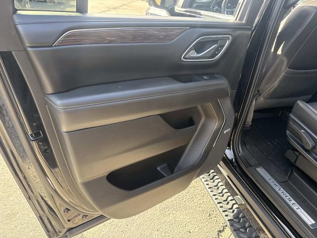 Used 2023 Chevrolet Suburban Z71 w/ Z71 Off-Road Package AWD/4WD image 20