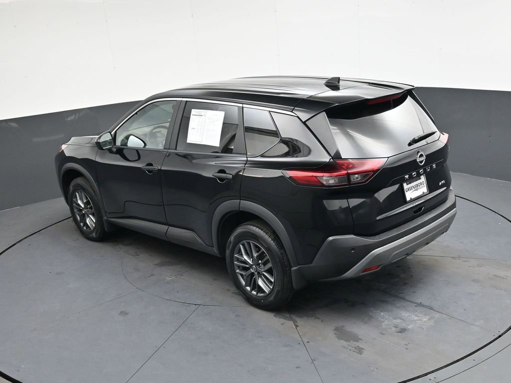 Used 2023 Nissan Rogue S image 28