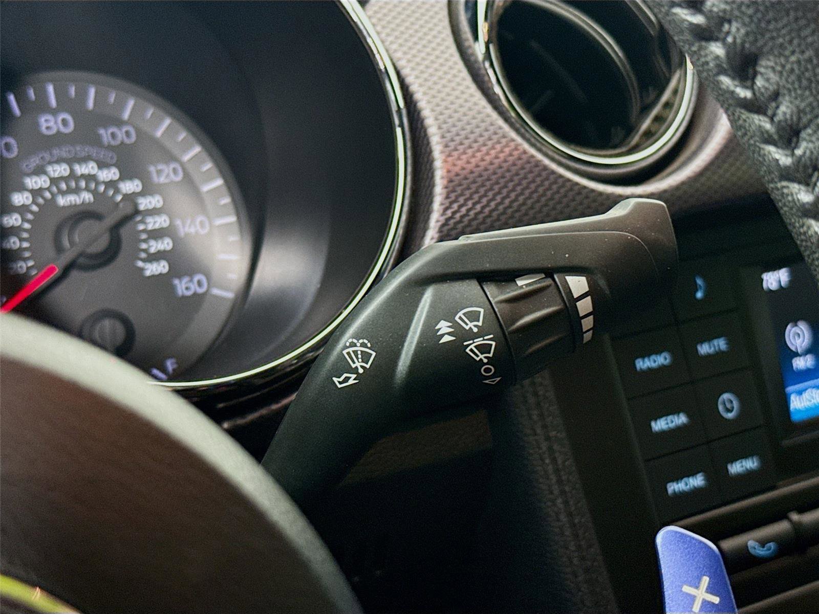 Used 2017 Ford Mustang GT RWD image 6