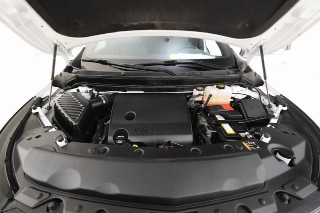 Used 2024 Buick Enclave Essence w/ Technology Package image 5