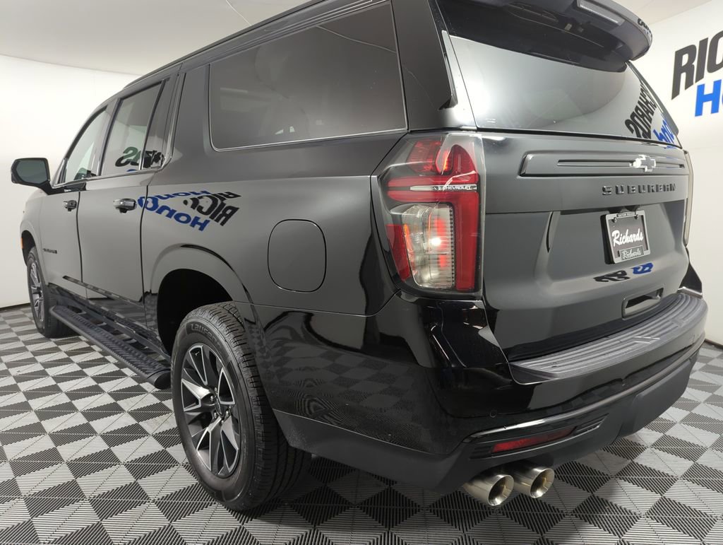 Used 2023 Chevrolet Suburban Z71 w/ Z71 Off-Road Package image 2