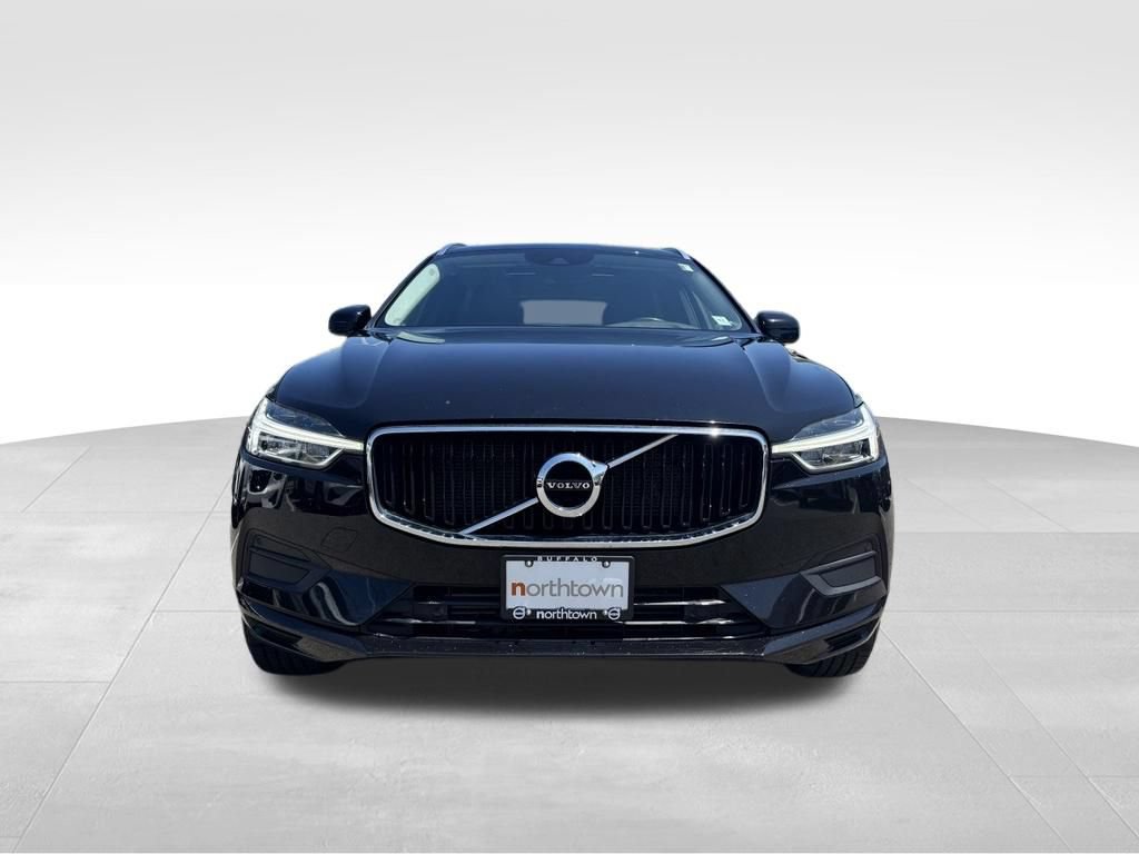 Used 2020 Volvo XC60 T5 Momentum w/ Protection Package AWD/4WD image 5