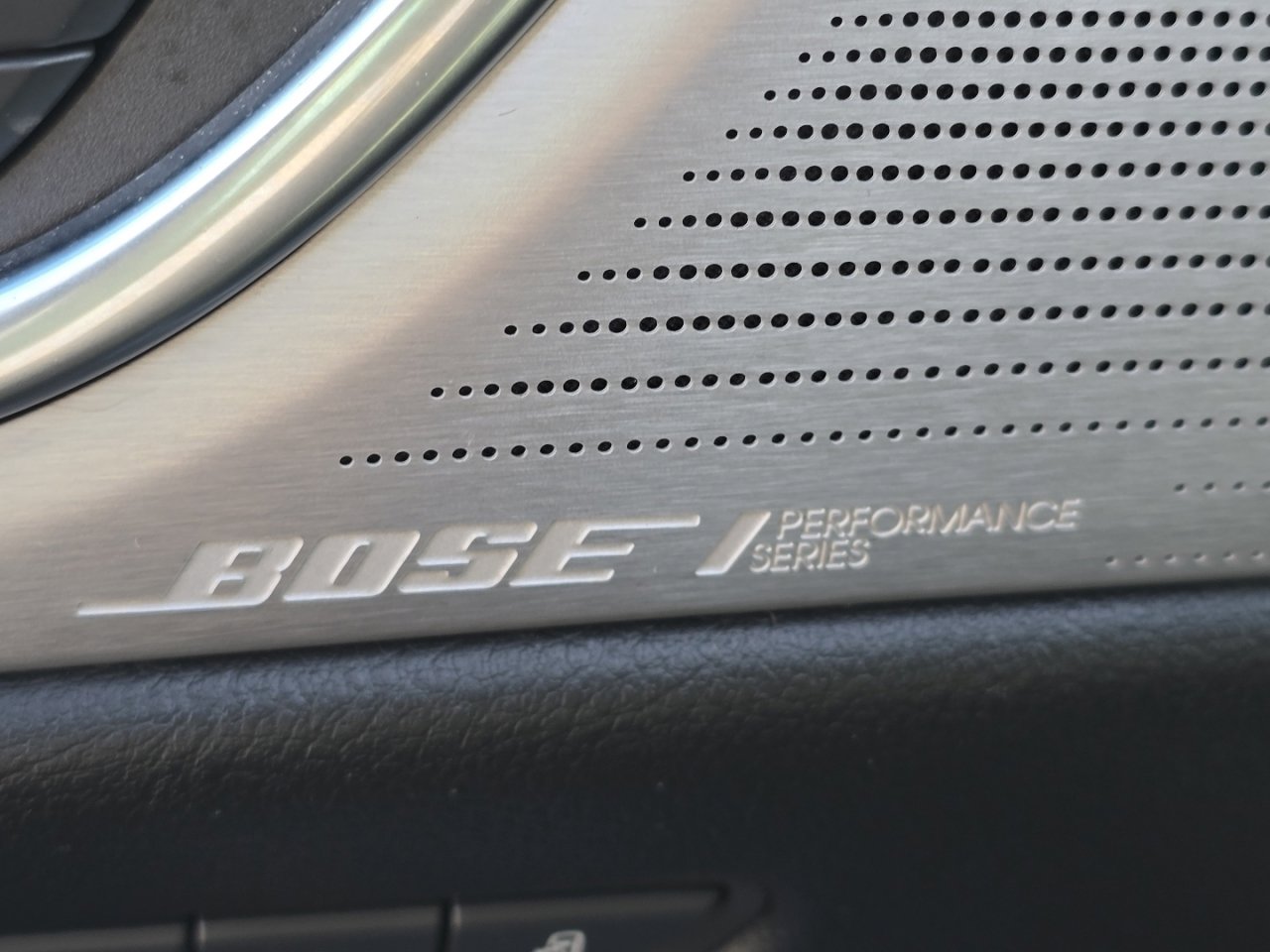 Used 2022 Cadillac XT5 Premium Luxury w/ LPO, Premium Carpet Package image 12