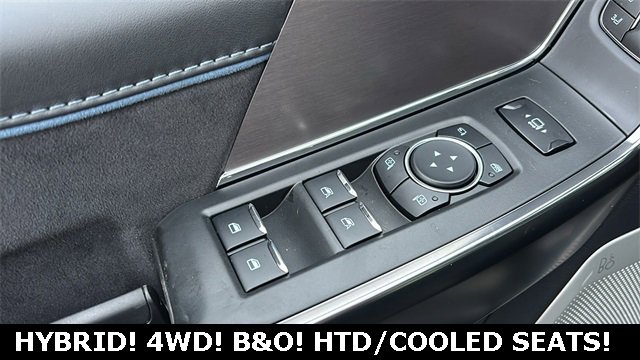 New 2025 Ford F150 Platinum w/ Equipment Group 702A High image 9