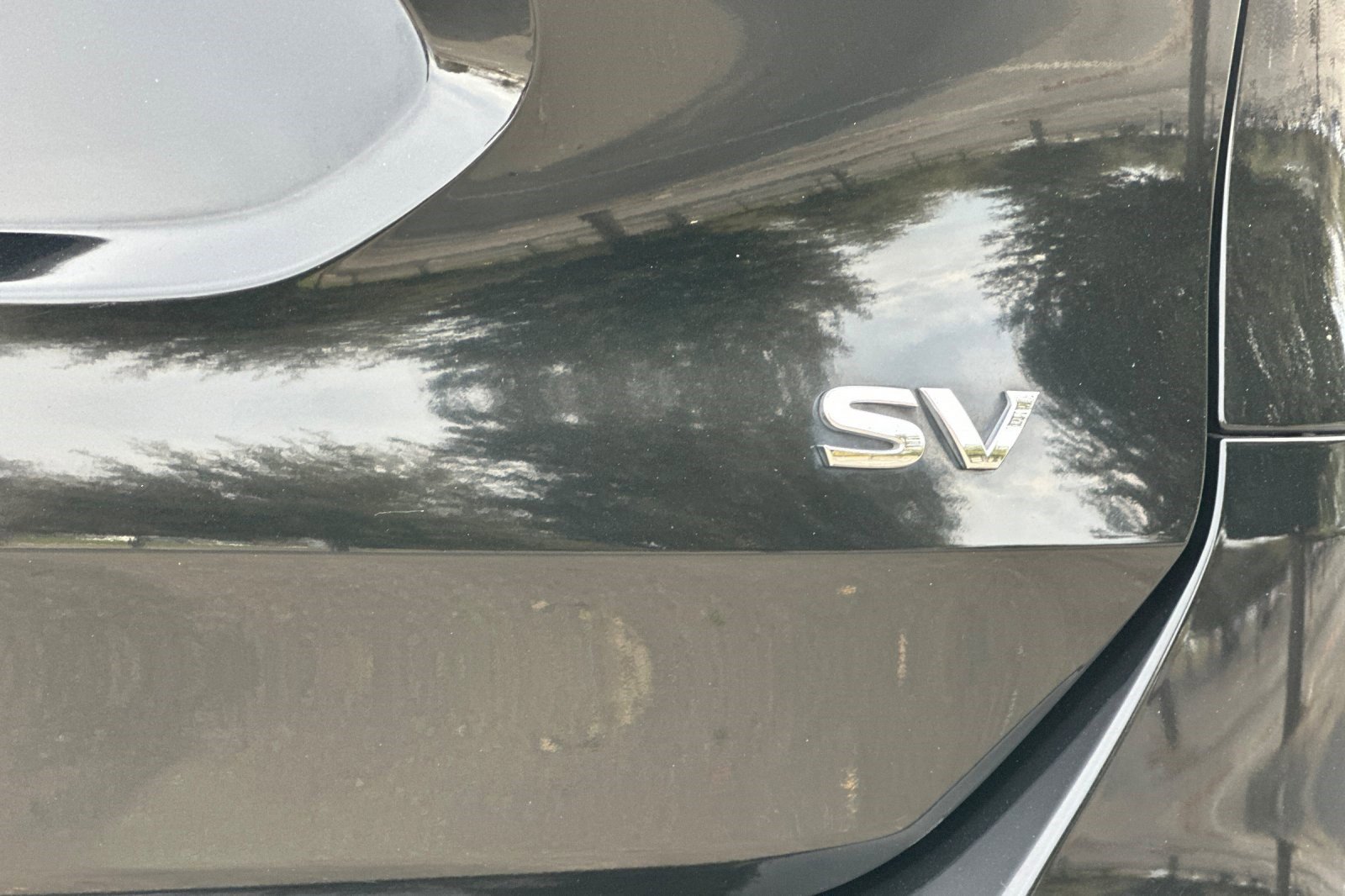 Used 2016 Nissan Rogue SV w/ SV Premium Package image 39