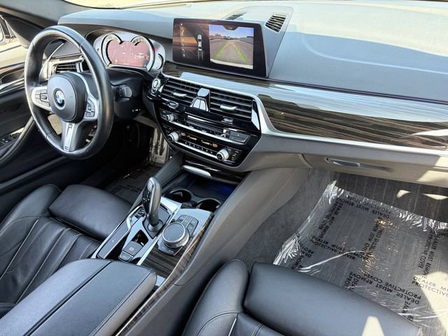 Used 2018 BMW 540i xDrive w/ M Sport Package image 20